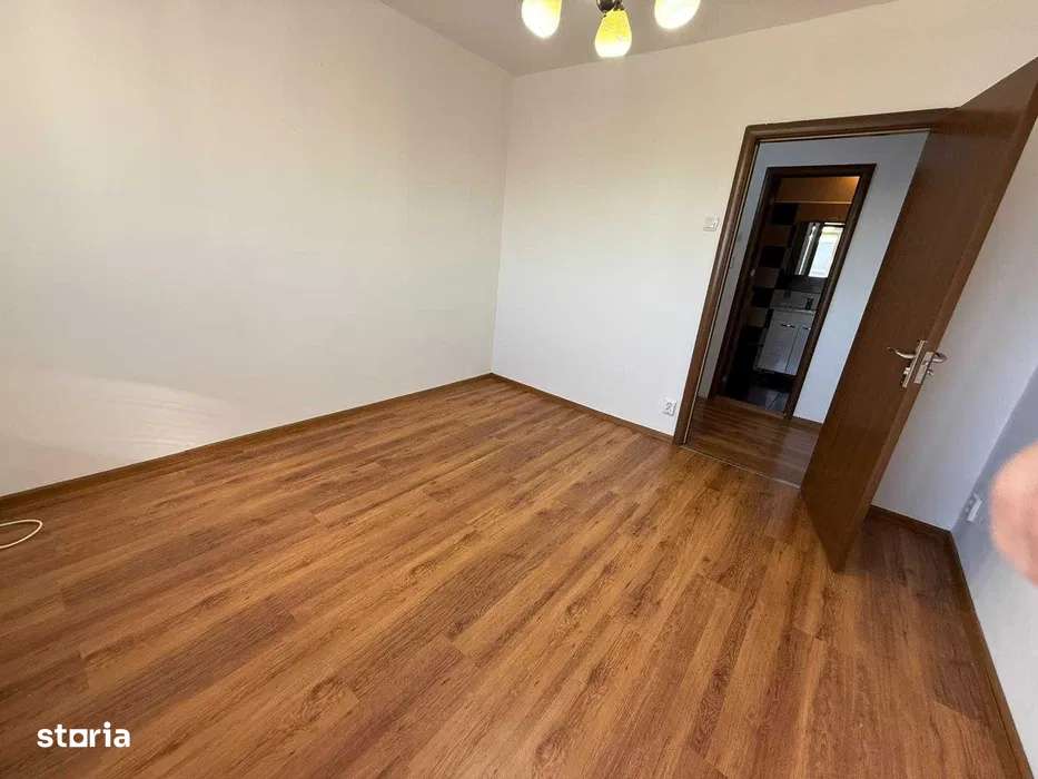 Apartament - 2 camere - decomandat- Dristor-2