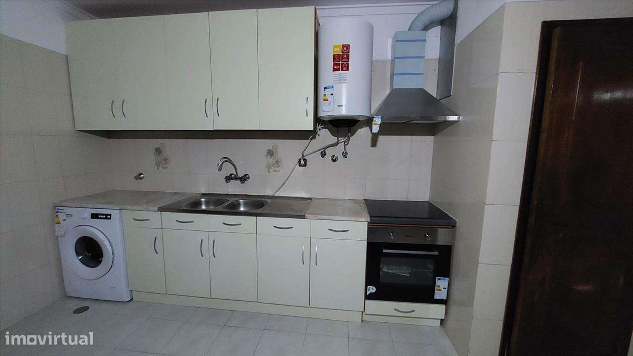 Apartamento T2 com 93m2  Algueirão-Mem Martins - Grande imagem: 5/8