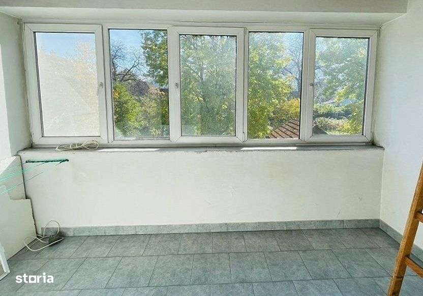 Casa solida in zona De Mijloc - Colina Universitatii-5