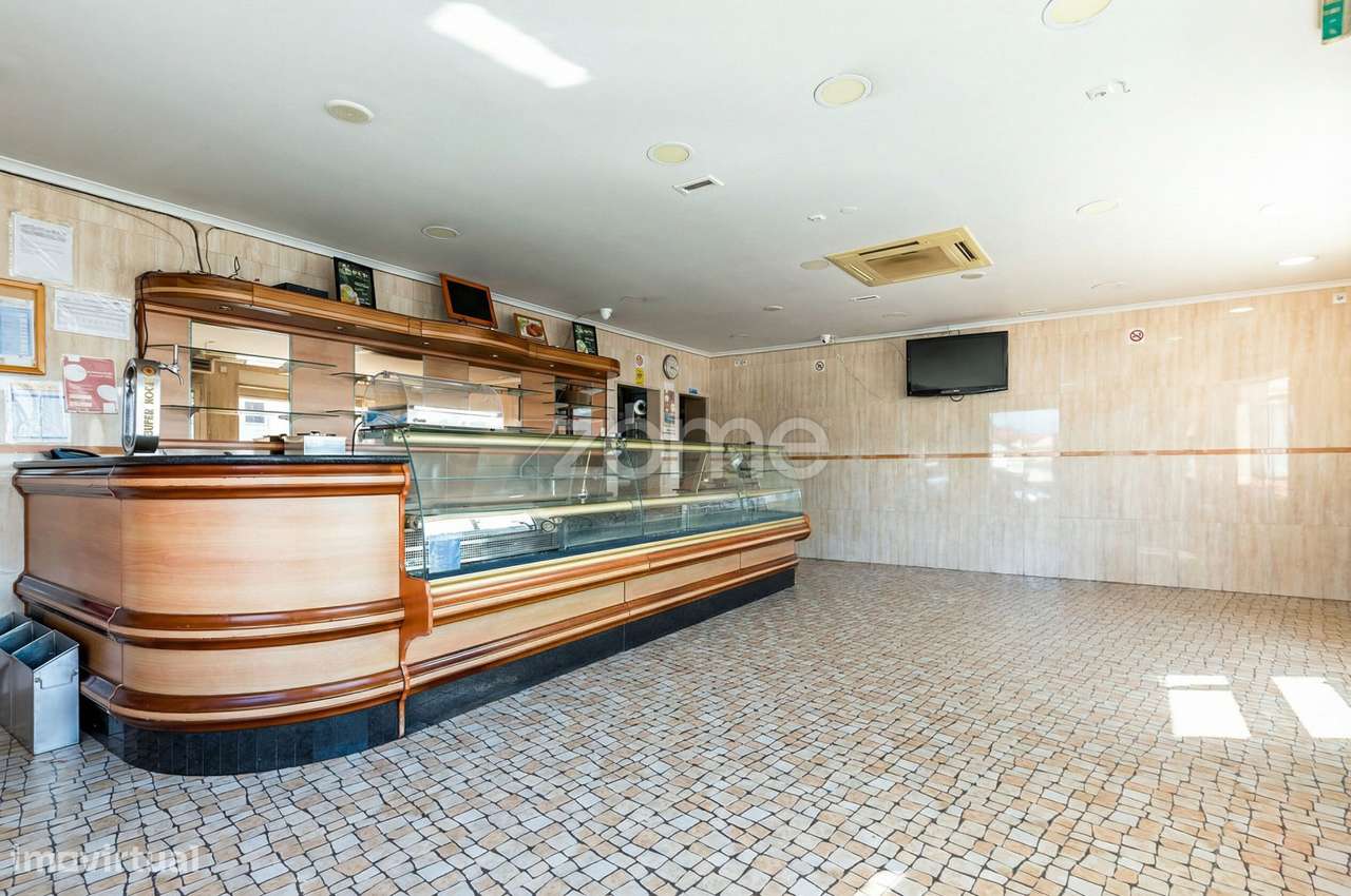 Arrendamento espaço comercial - Grande imagem: 2/16