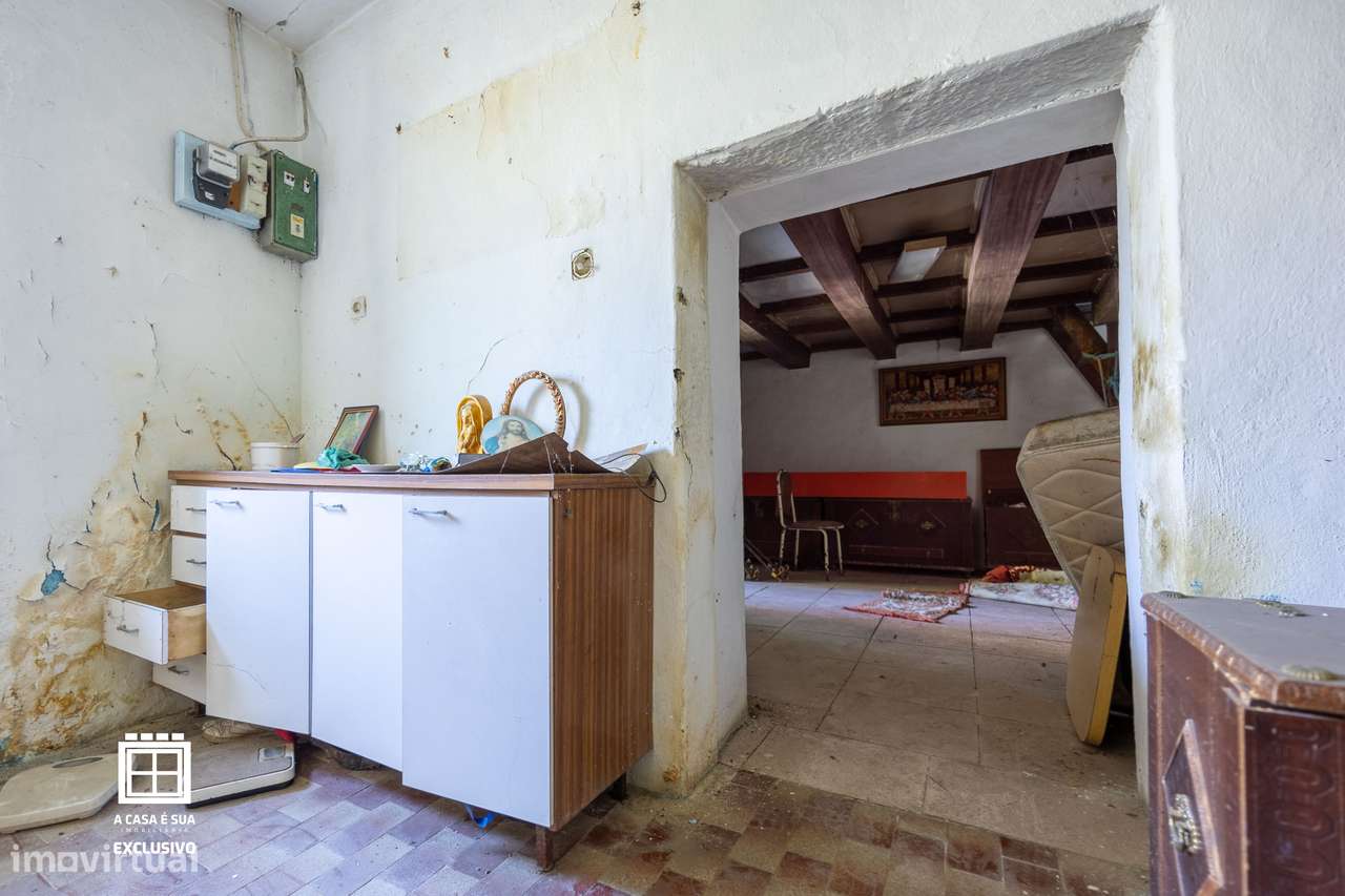 Moradia com duas habitações independentes em Lourosa - Exclusivo-17