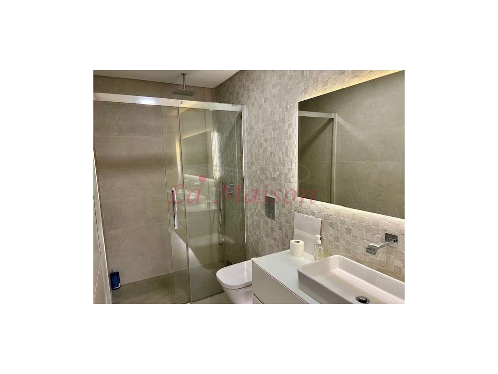 Apartamento T2 no Infantado-23