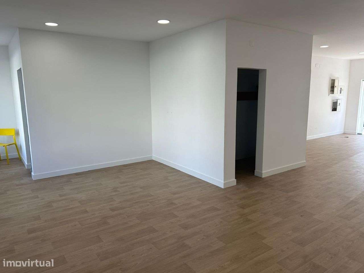 Espaço Comercial - Grande imagem: 2/8