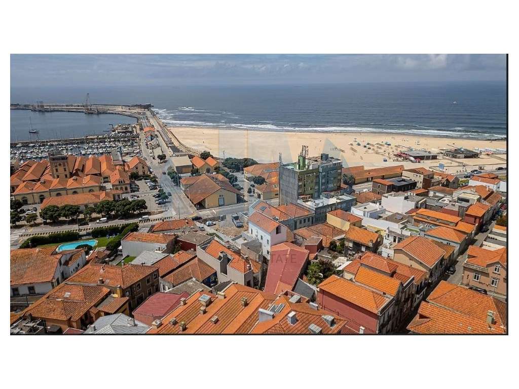 Prédio para Reabilitação - Leça da Palmeira-9