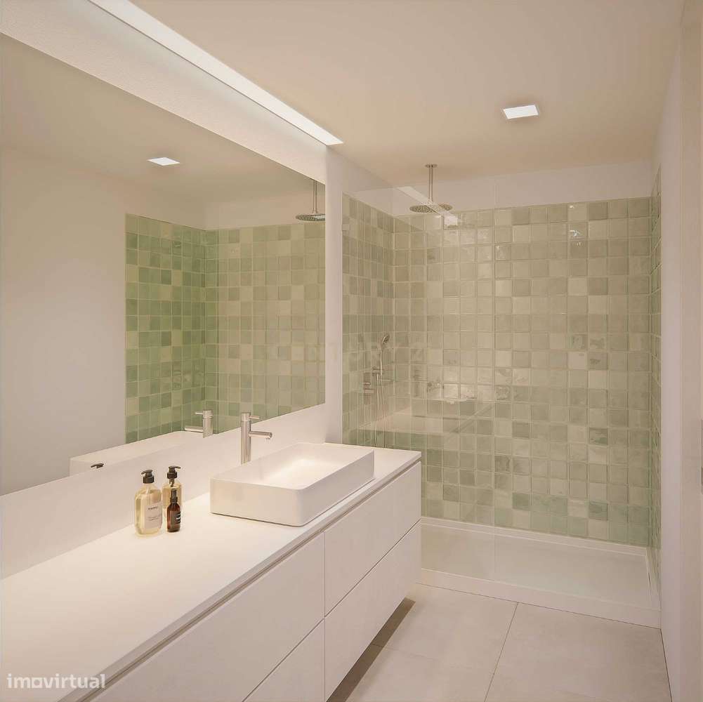 Apartamento T3 com varandas, Olivais - Lisboa-14