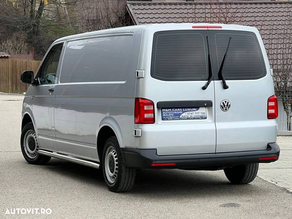 Volkswagen Transporter - 2