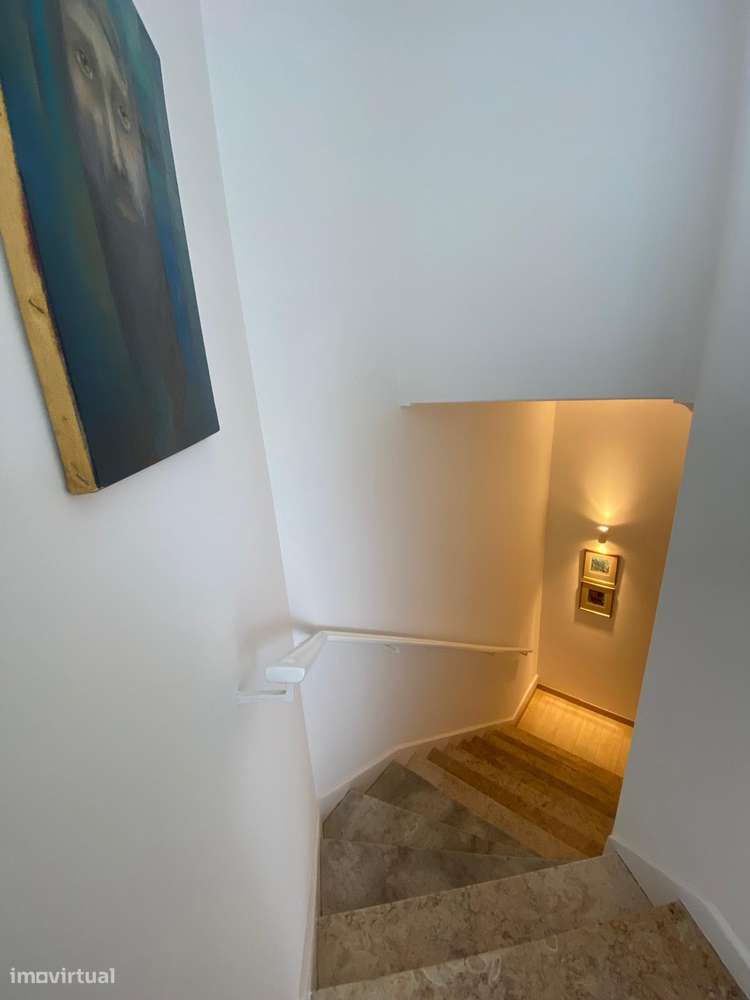 Escritório Mobilado com Sala de Reuniões – Avenida de Roma - Grande imagem: 2/10