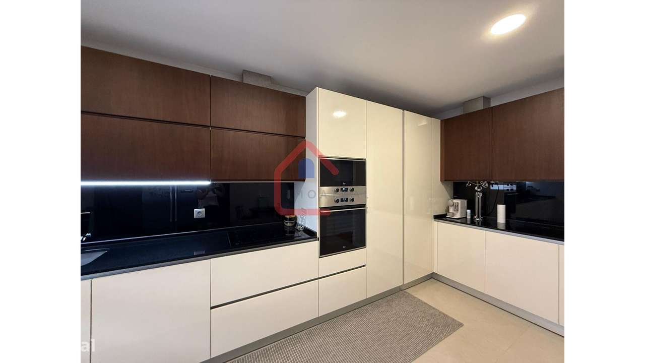 Apartamento T3 em Portugal-24
