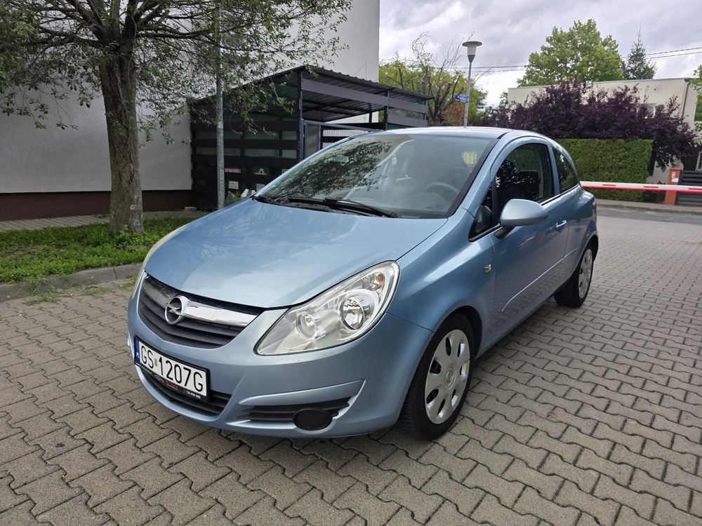 Opel Corsa D (2006-2014) 1.2 16V Essentia 2007