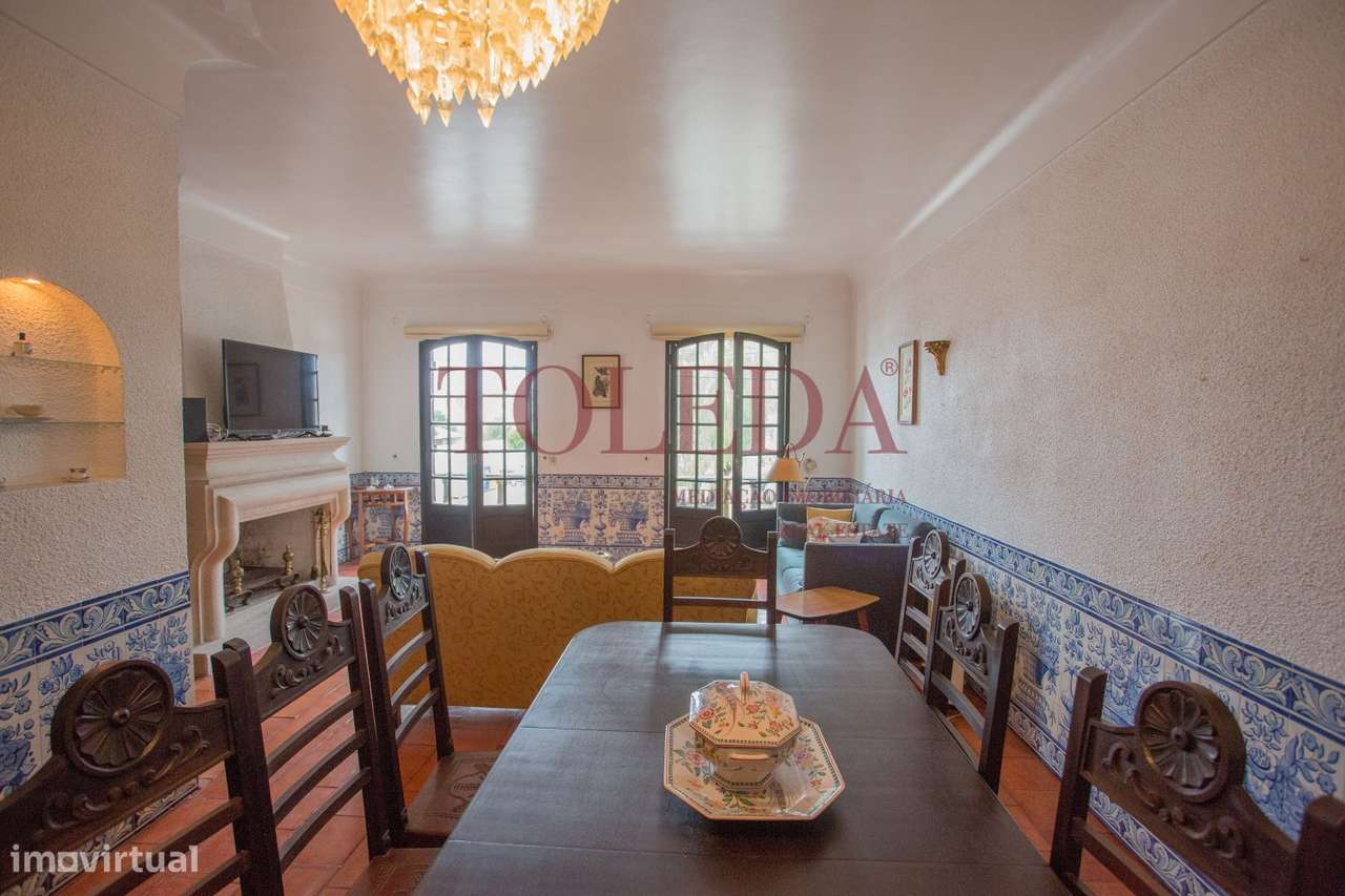 Moradia T7 em Almeirim-15