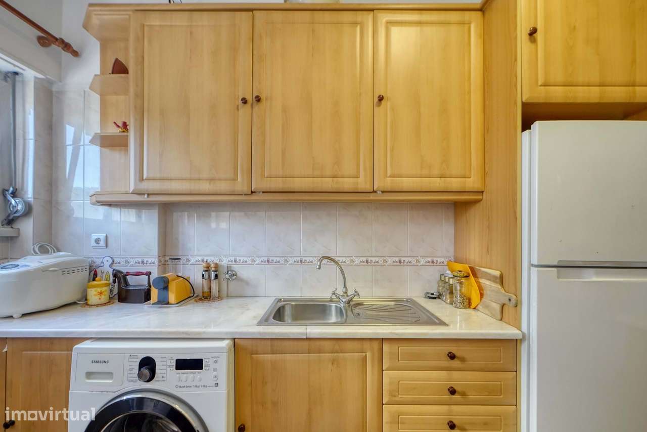 Apartamento com vista desafogada para Monsanto, São Domingos de Benfic-9