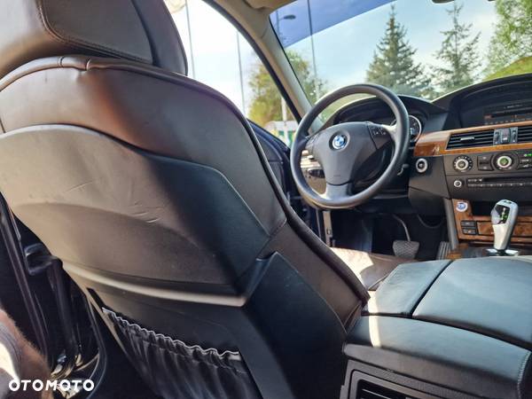 BMW Seria 5 525d Touring Edition Exclusive - 8