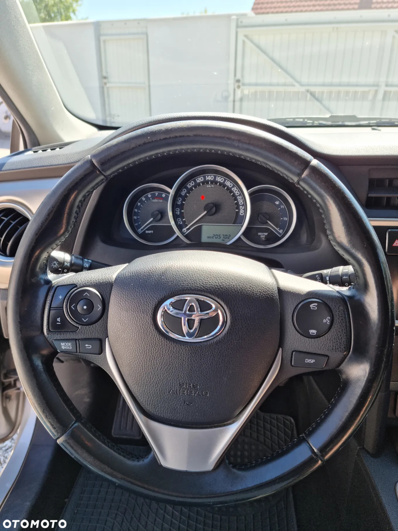 Toyota Auris 1.6 Premium Comfort - 10