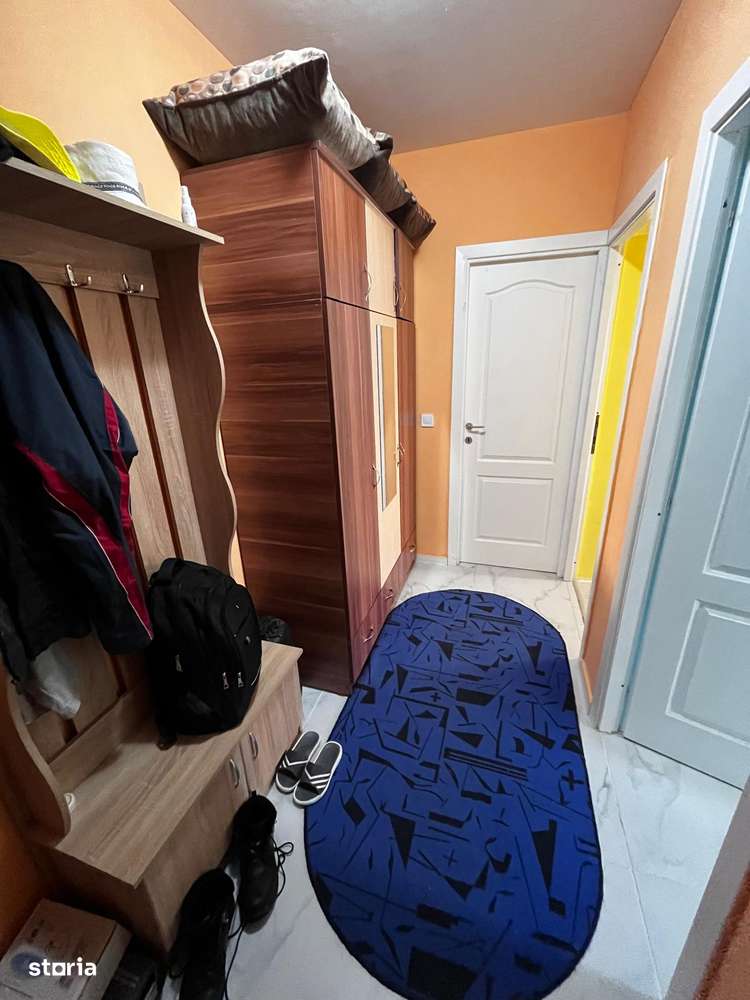 Apartament cu o camera zona Capat Cug-4