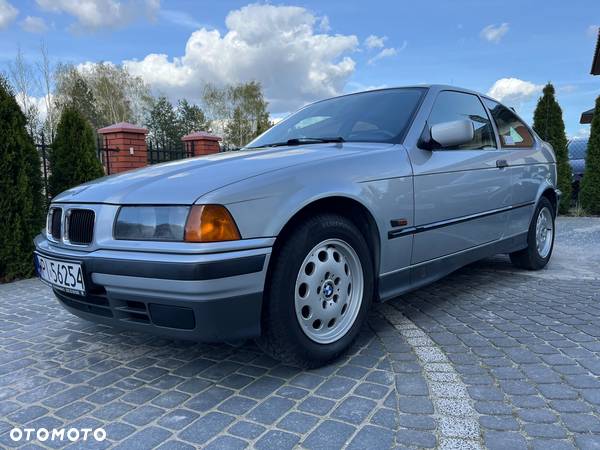 BMW Seria 3 316i - 9