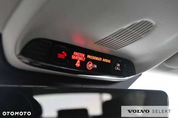 Volvo XC 60 - 30