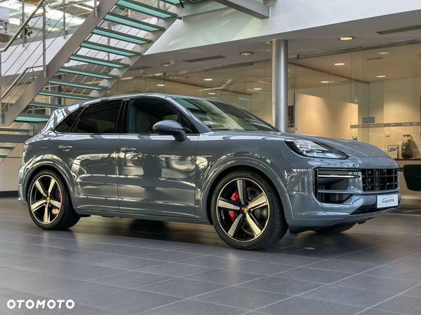 Porsche Cayenne S E-Hybrid - 3