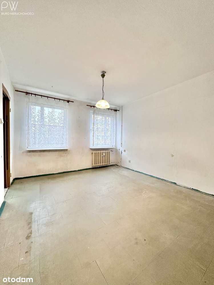 Okazja! Kawalerka z potencjałem. I piętro. Centrum-1