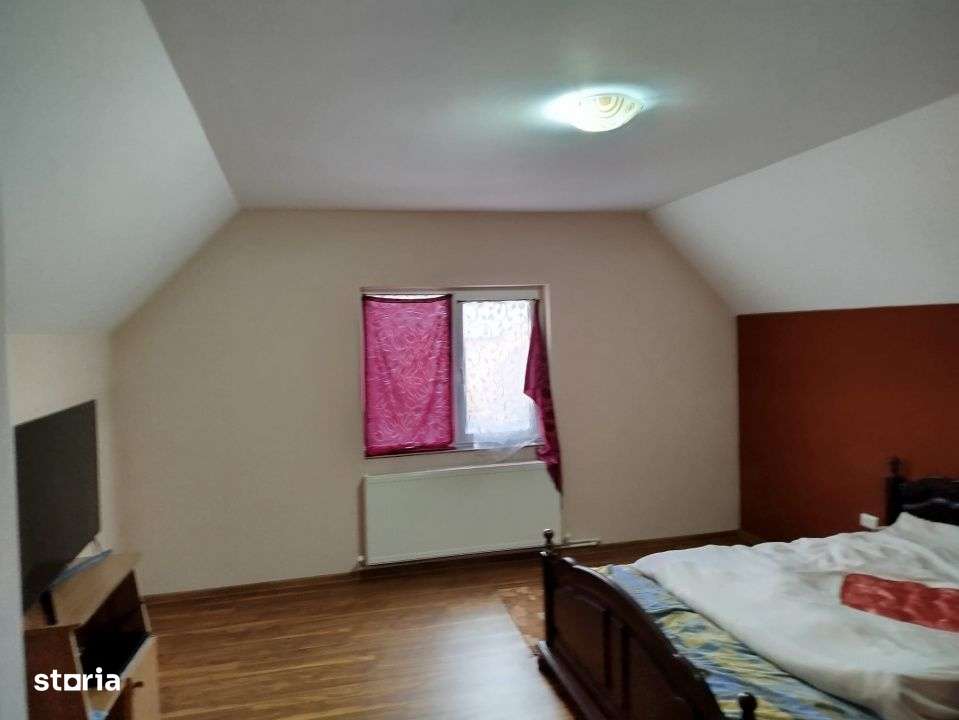 Casa şi teren Piatra Neamt, ieşirea spre Dumbrava Roşie-6