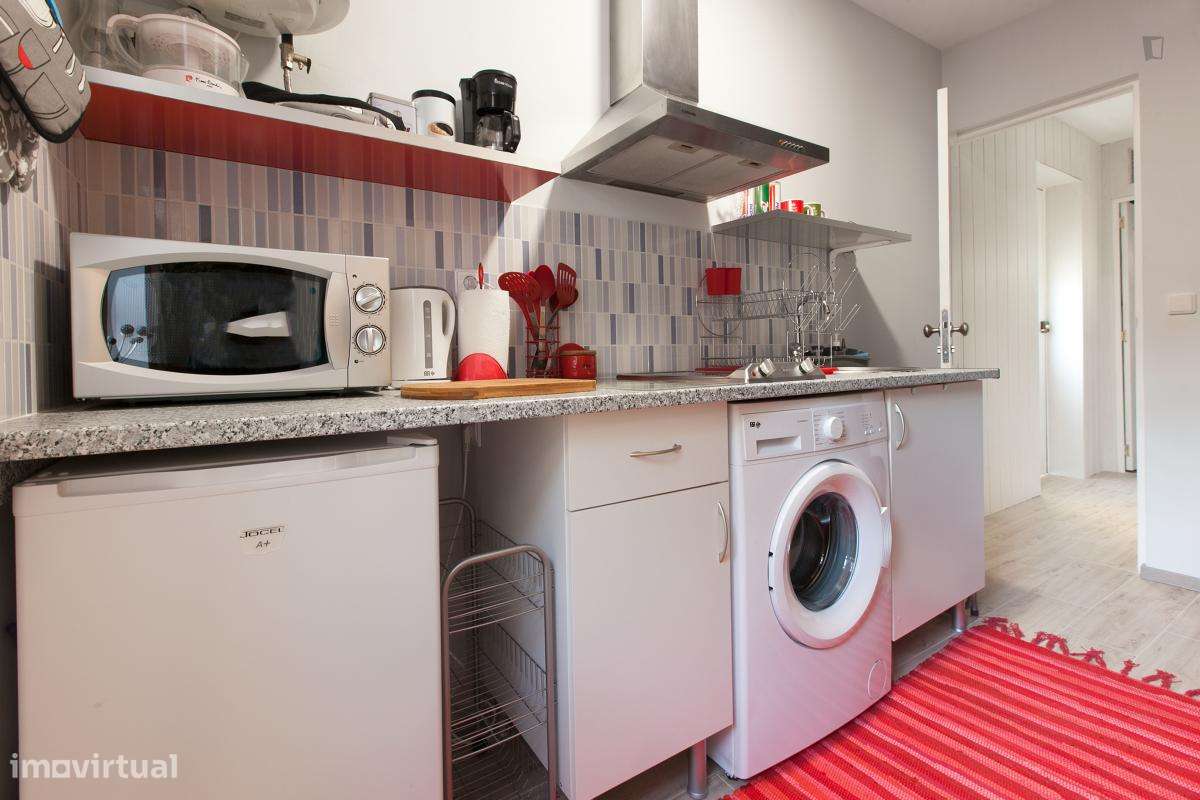 Apartamento com 1 quartos - localizado em Massarelos Porto - Grande imagem: 4/17