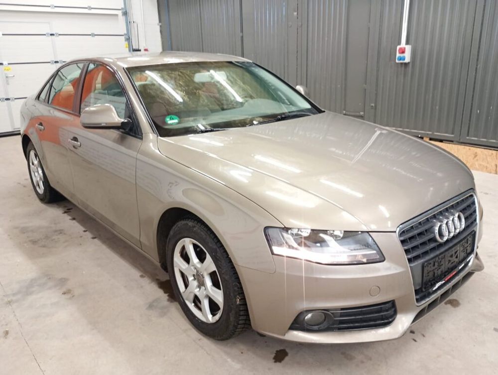 Audi A4 B8 1.8 TFSI Attraction 2008
