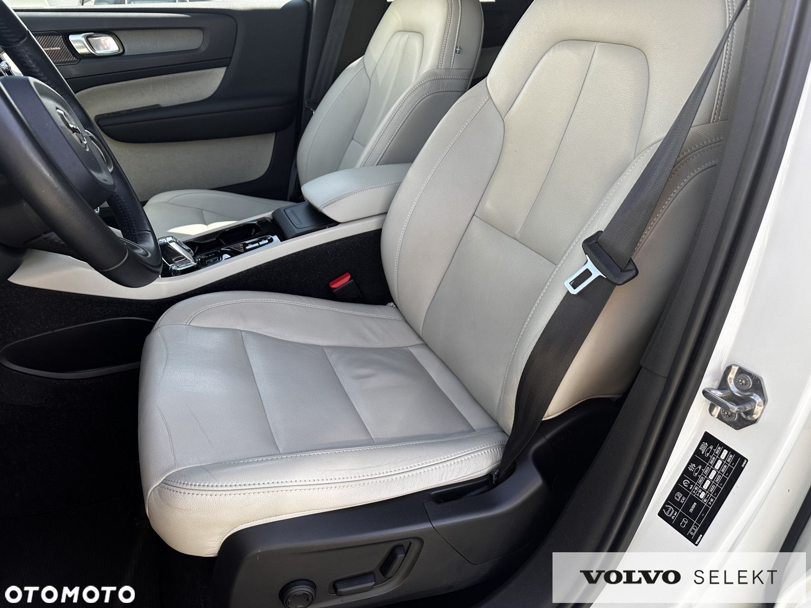 Volvo XC 40 - 7