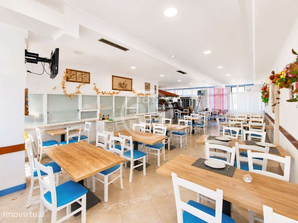 Restaurante/Loja para Venda nas Ferreiras - Excelente Localização e...-11