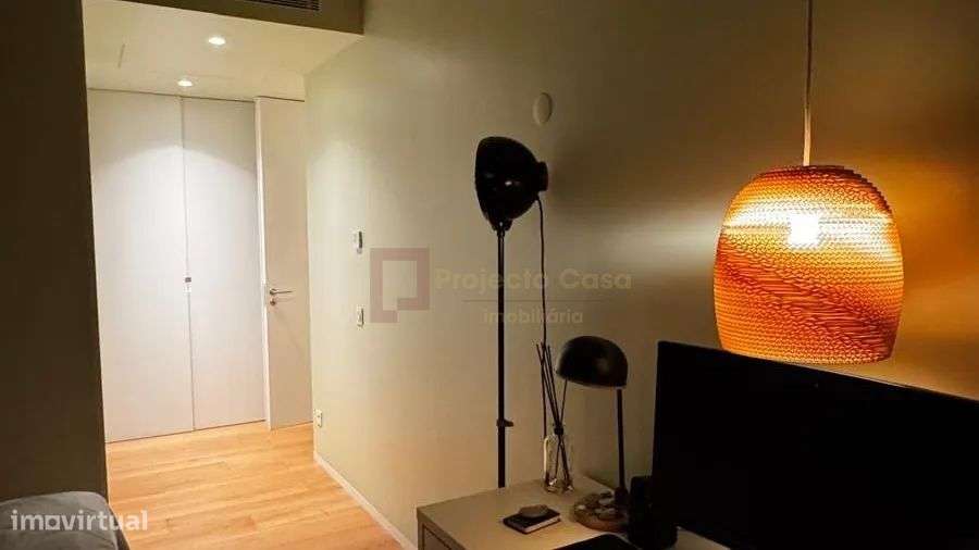 Apartamento de Prestígio com 3 Suítes e Excelente Luminosidade-8