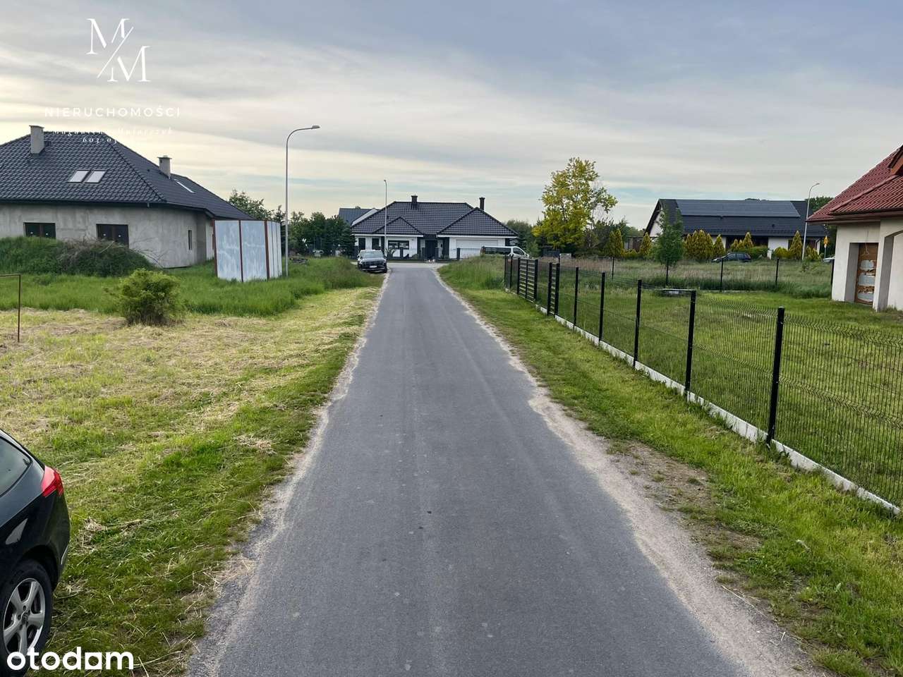 Atrakcyjna działka z szybkim dojazdem do miasta Oleśnica-3