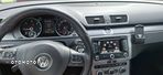 Volkswagen Passat 2.0 TDI Comfortline - 11