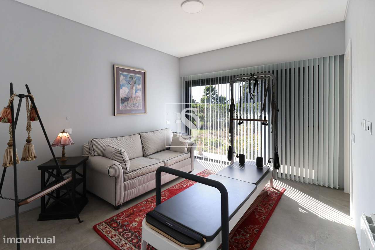 Fantástica moradia T3-24