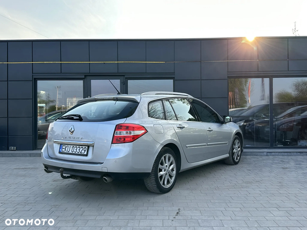 Renault Laguna 2.0 dCi Initiale - 15