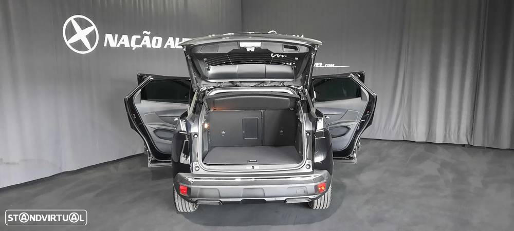 Peugeot 3008 1.6 Hybrid Allure Pack e-EAT8 - 38