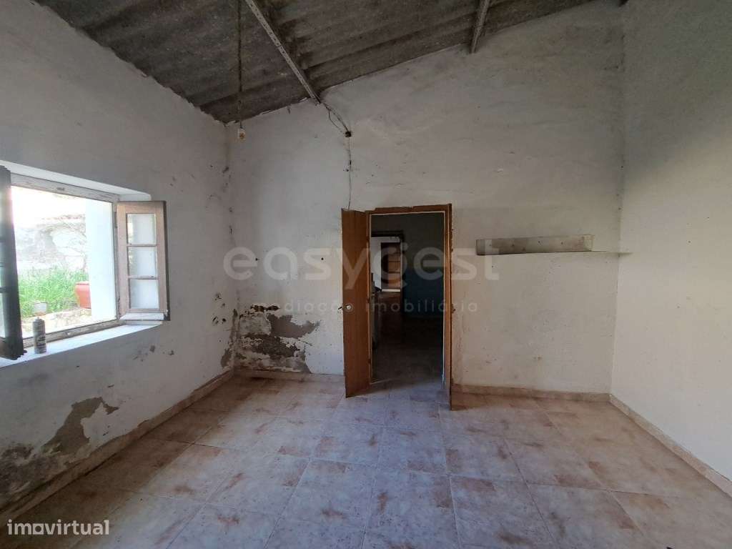 Moradia Térrea com um excelente Quintal, localizada no Concelho de ... - Grande imagem: 5/22