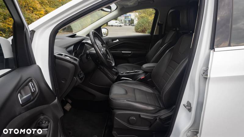 Ford Kuga 2.0 TDCi 4WD Trend - 13