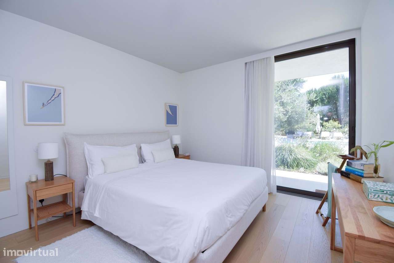 Excelente moradia T5+1 no condomínio da Quinta do Perú, Azeitão-24