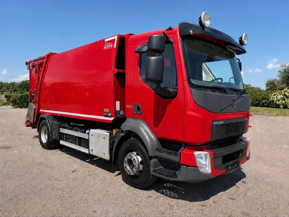 Volvo FL 2015