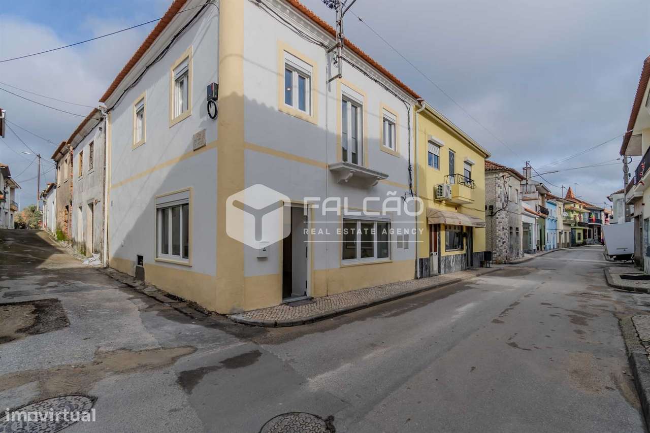 Moradia em Banda T3 Venda em Amiais de Baixo,Santarém - Grande imagem: 2/45