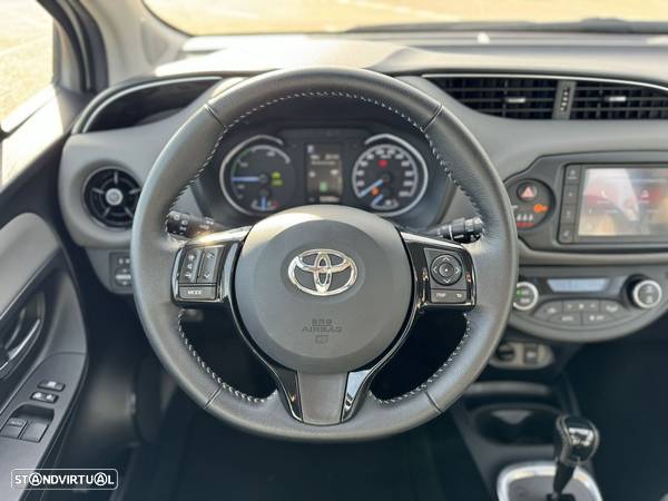 Toyota Yaris Verso - 13
