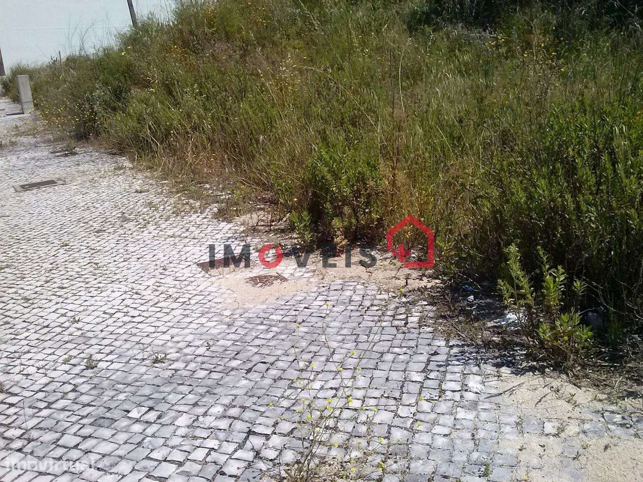 Lote Prédio - Grande imagem: 2/2