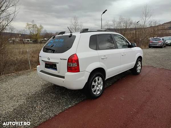 Hyundai Tucson 2.0 DOHC 2WD - 3