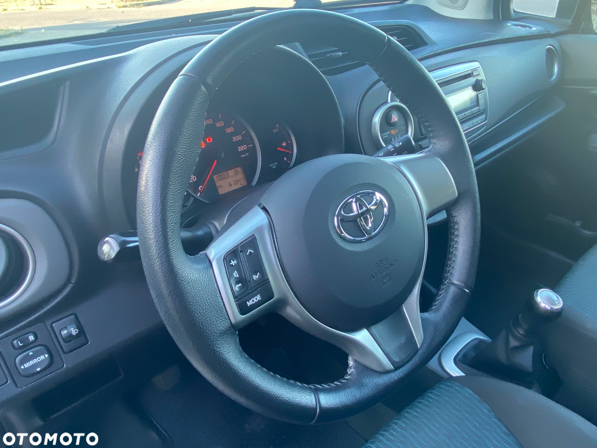 Toyota Yaris 1.0 Active - 22