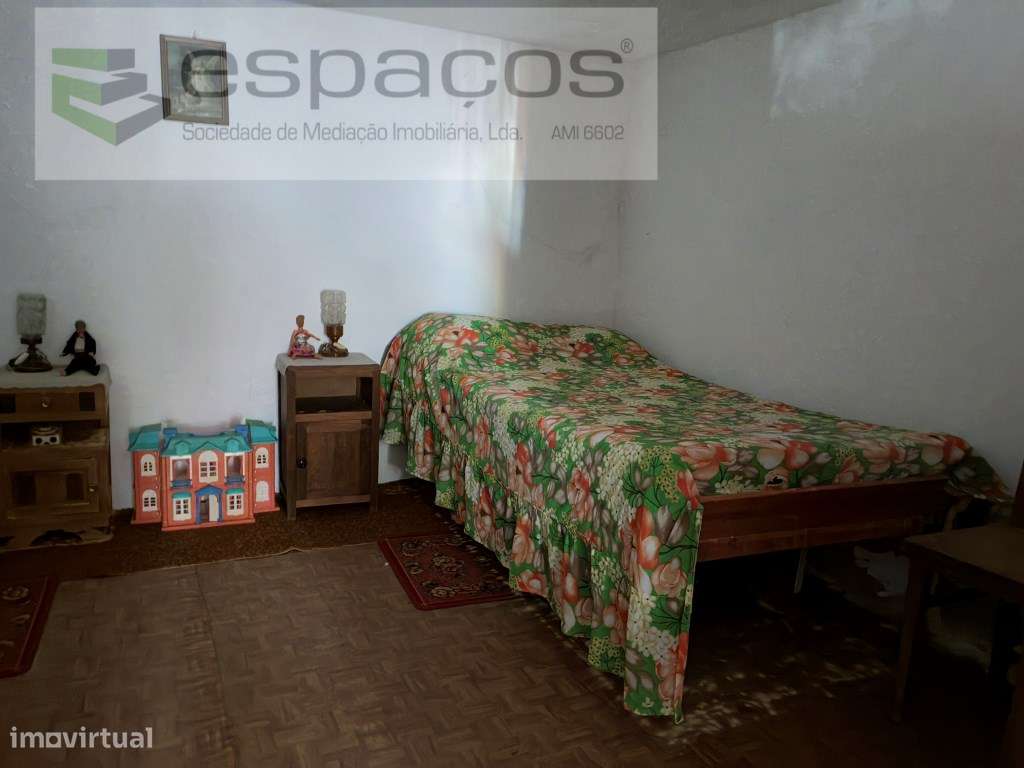 Quinta com casa de Habitação-9