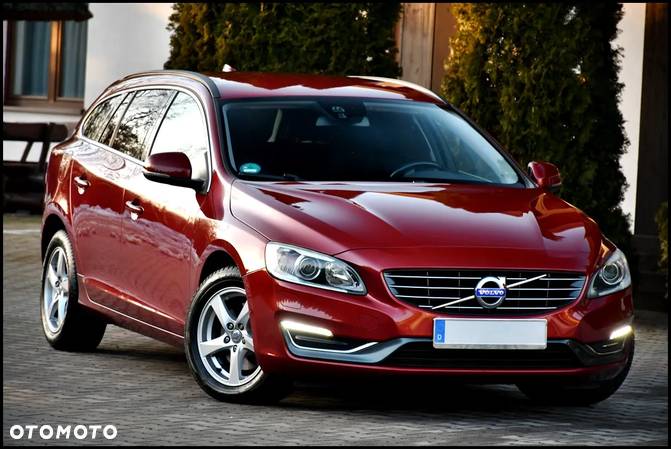 Volvo V60 D3 Momentum - 1