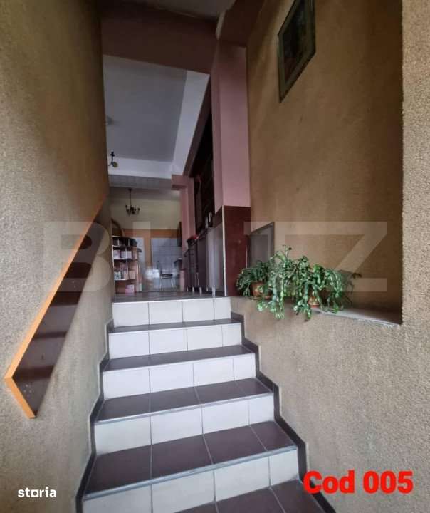 Casa/Vila suprafata utila 547mp, P + Etaj, Zona Centrala Targoviste - Imagine principală: 4/9