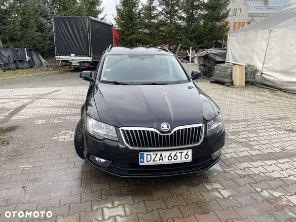 Skoda Superb 2.0 TDI Ambition - 3