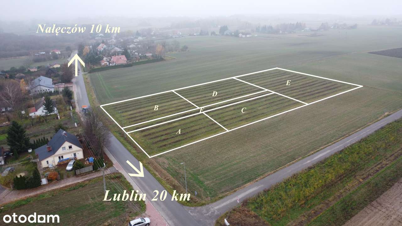 Kompleks  pięciu działek budowlanych Ożarów, gm. Jastków-1