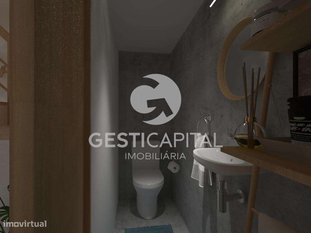 Moradia para recuperar com terreno em Vila Boa do Bispo, Marco de Cana-20