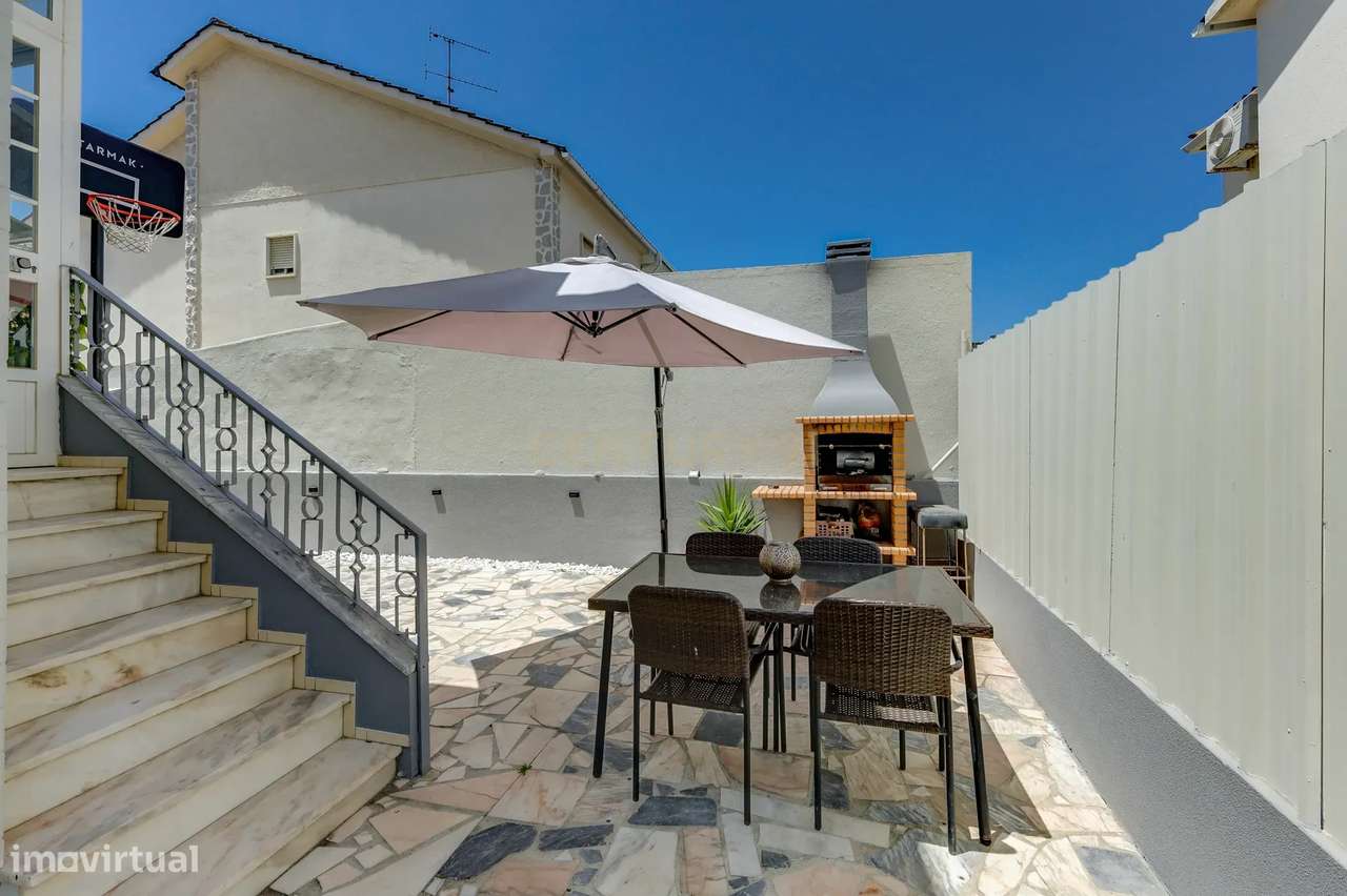 Excelente Moradia T3+1 em Vale de Milhaços, Seixal-30