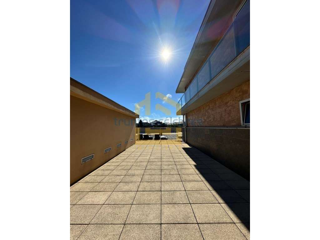 T4 no centro da Póvoa de Varzim, em condomínio fechado com piscina ...-28